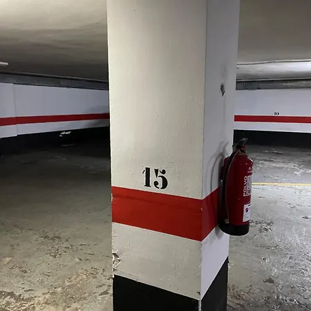 Piso Con Piscina Y Garaje En La Playa De Canteras