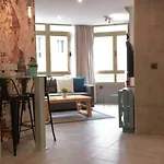 Piso Con Piscina Y Garaje En La Playa De Canteras Lejlighed *