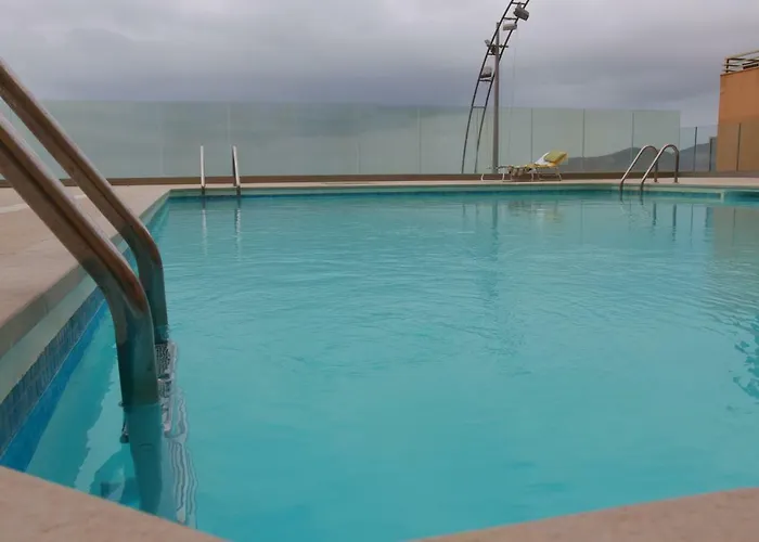 Piso Con Piscina Y Garaje En La Playa De Canteras Appartement Las Palmas de Gran Canaria