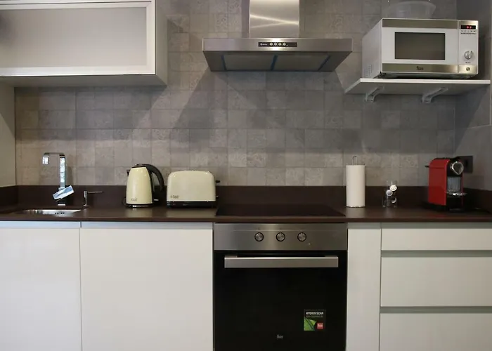 Piso Con Piscina Y Garaje En La Playa De Canteras Appartement